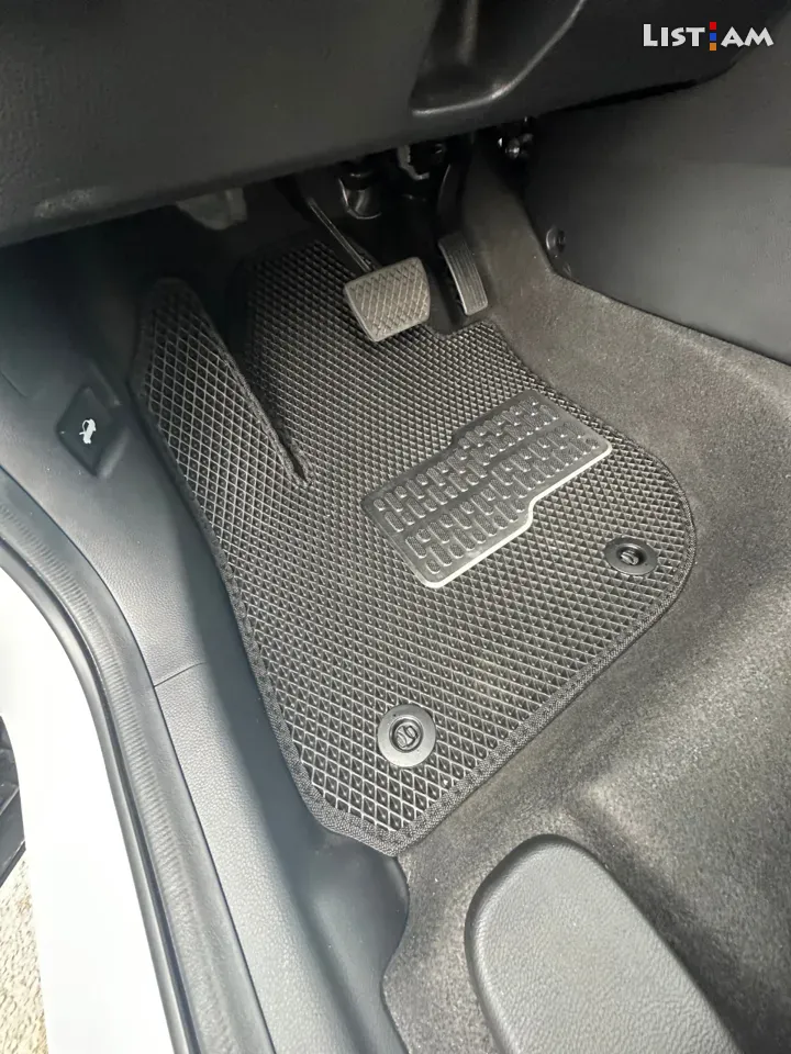Honda eNS1